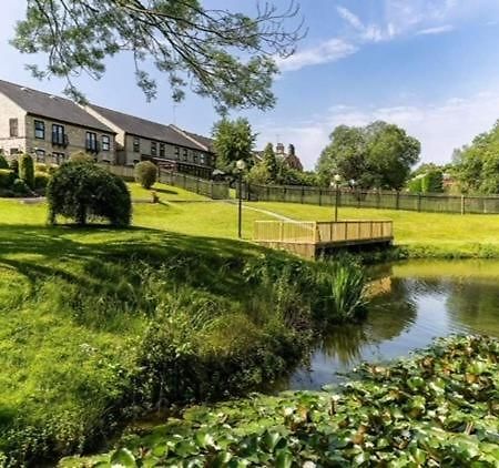 The House @ Sitwell Arms Hotel Renishaw Bagian luar foto