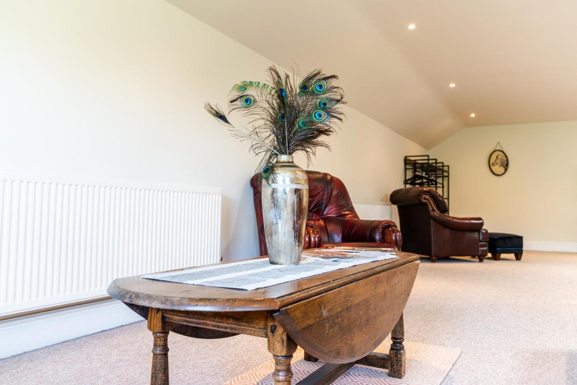 The House @ Sitwell Arms Hotel Renishaw Bagian luar foto