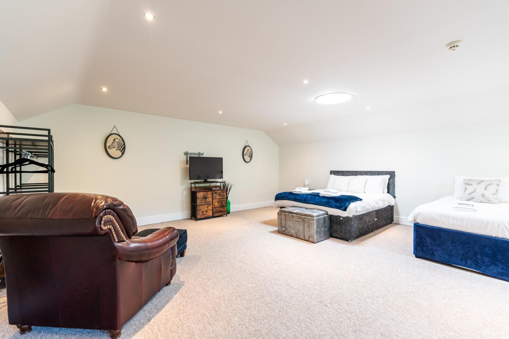 The House @ Sitwell Arms Hotel Renishaw Bagian luar foto